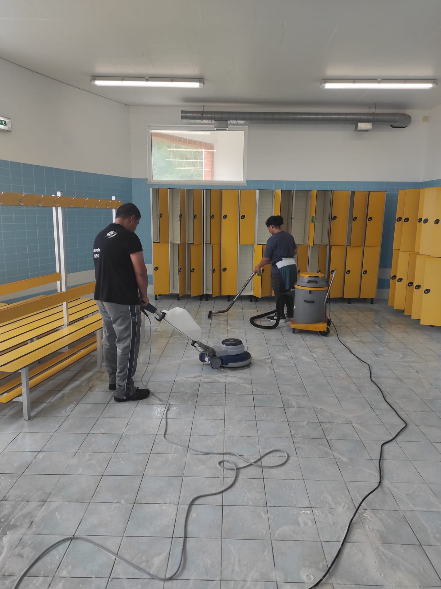 Limpeza profissional de balneários em Caldas da Rainha